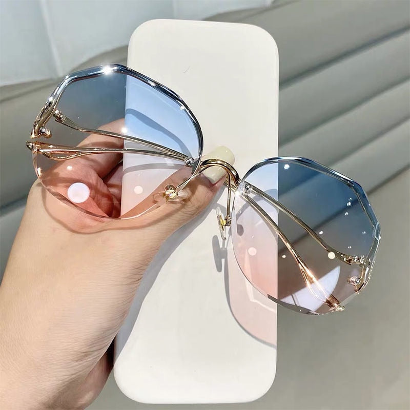 2023 Fashion Tea Gradient Sunglasses